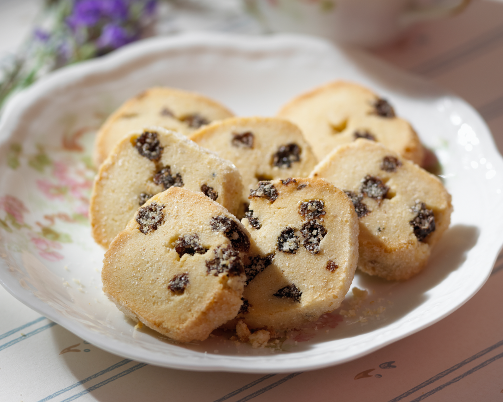 Raisin Lavender Mini Butter Cookies  - California Raisins in Canada